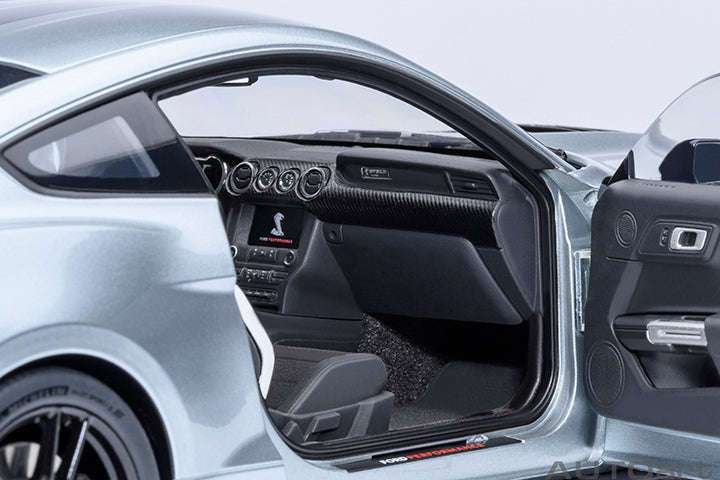 AUTOart Ford Shelby Mustang GT500 Iconic Silver 1:18 STM Diecast Default Title Default Title-