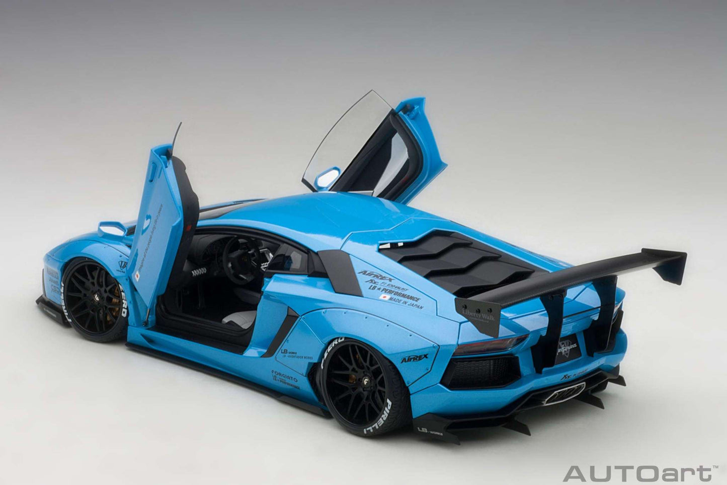 AUTOart Lamborghini Aventador LB Works Metallic Sky Blue 1:18 STM Diecast Default Title Default Title-