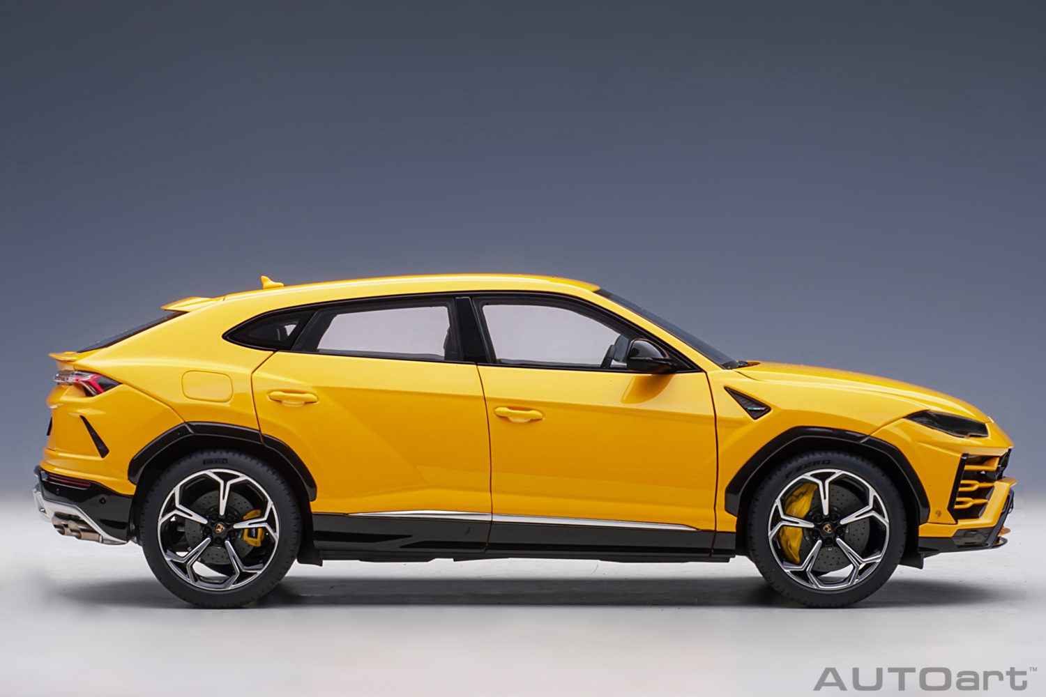AUTOart Lamborghini Urus Giallo Auge (Yellow) 1:18 STM Diecast Default Title Default Title-