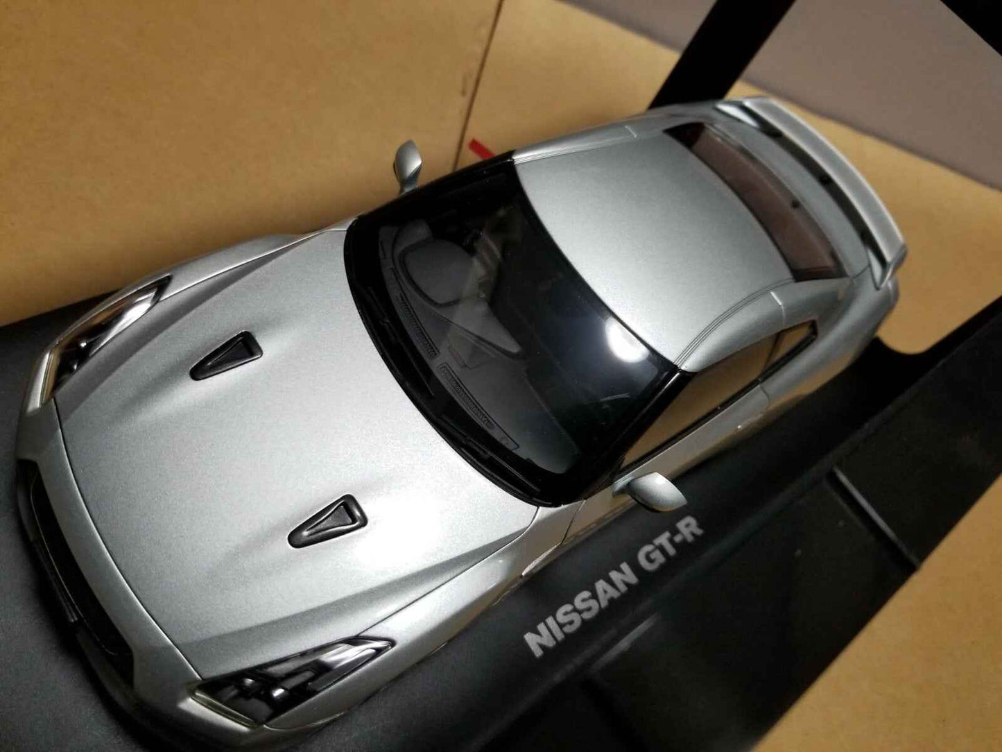 AUTOart Millennium Nissan Skyline GT-R (R35) Ultimate Metal Silver 1:18 Cartsfy Inc.