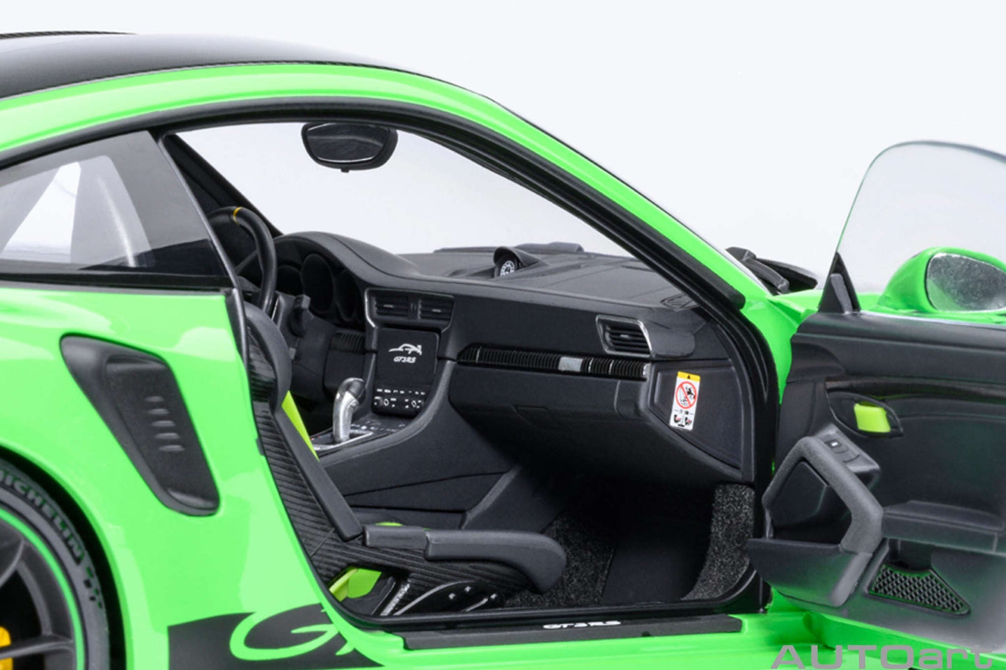 AUTOart Porsche 911 991.2 GT3 RS w/ Weissach Pkg Lizard Green 1:18 Cartsfy Inc.