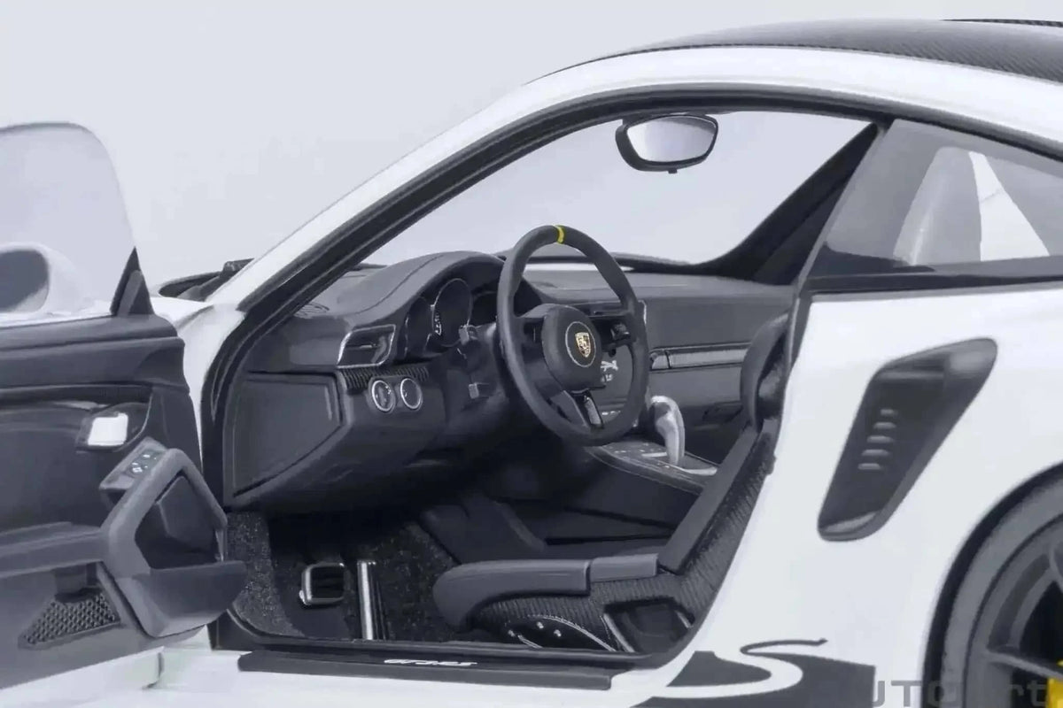 AUTOart Porsche 911 991.2 GT3 RS w/ Weissach Pkg White 1:18 Cartsfy Inc.