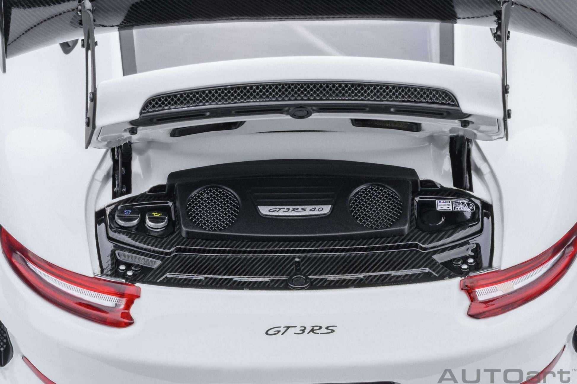 AUTOart Porsche 911 991.2 GT3 RS w/ Weissach Pkg White 1:18 Cartsfy Inc.