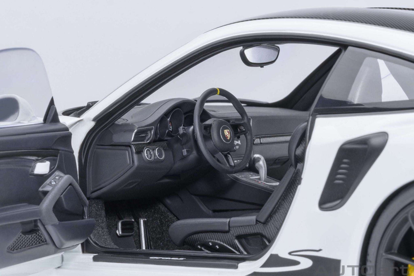 AUTOart Porsche 911 991.2 GT3 RS w/ Weissach Pkg White 1:18 Cartsfy Inc.