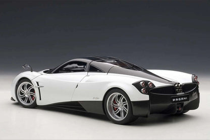 AUTOart Signature Pagani Huayra White DIECAST 1:18 Cartsfy Inc.