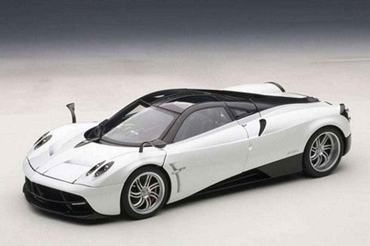 AUTOart Signature Pagani Huayra White DIECAST 1:18