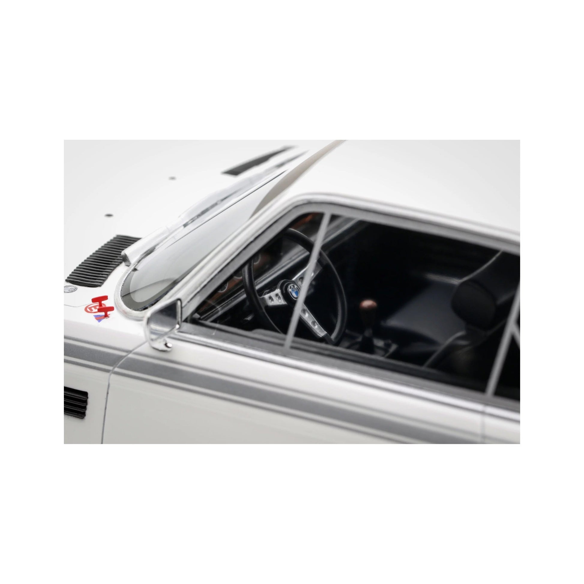 Otto 1972 BMW 3.0 (E9) CSL Chamonix White 1:18