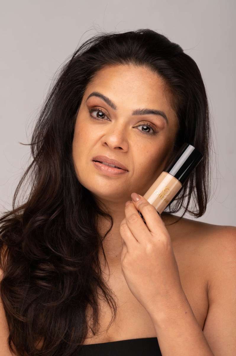 Breathable Full-Coverage Foundation – Dewy Finish, Hydrating, Vegan, Gluten-Free (SPF 15) Cartsfy Inc.