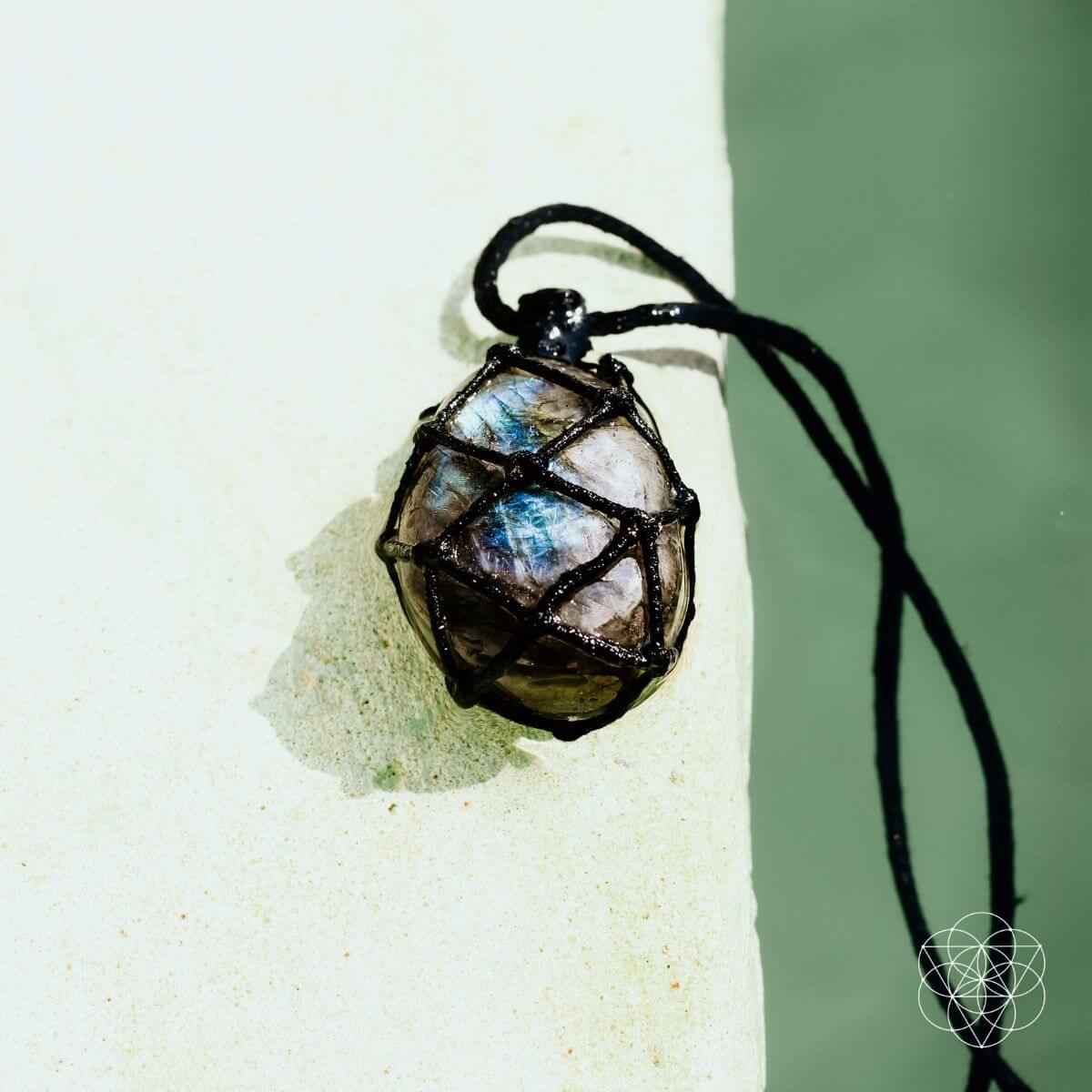 Dragon’s Heart Transformation Pendant - Cartsfy Inc.