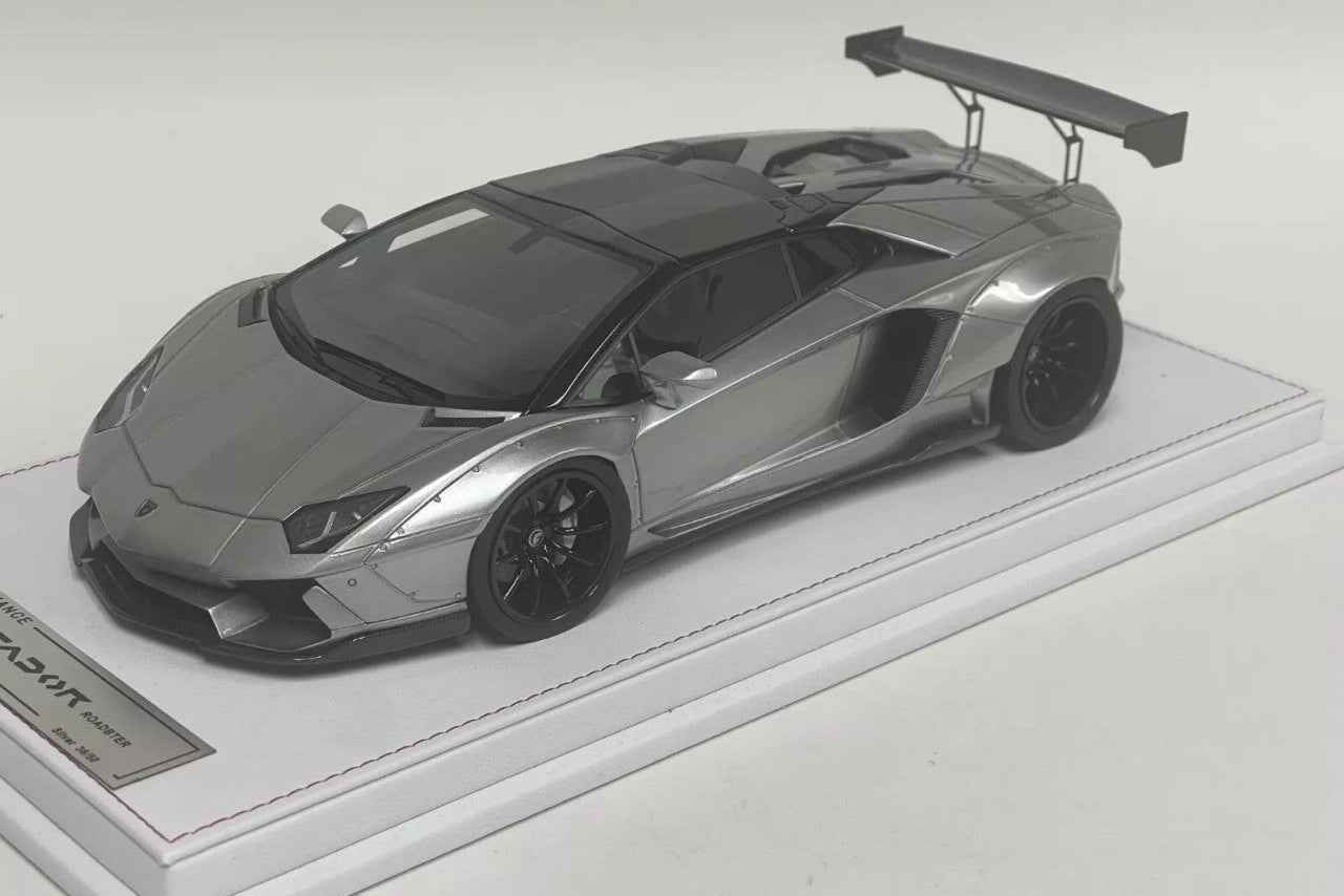 GL Model Lamborghini Aventador Roadster SVJ Silver 1:18 WITH DISPLAY Cartsfy Inc.