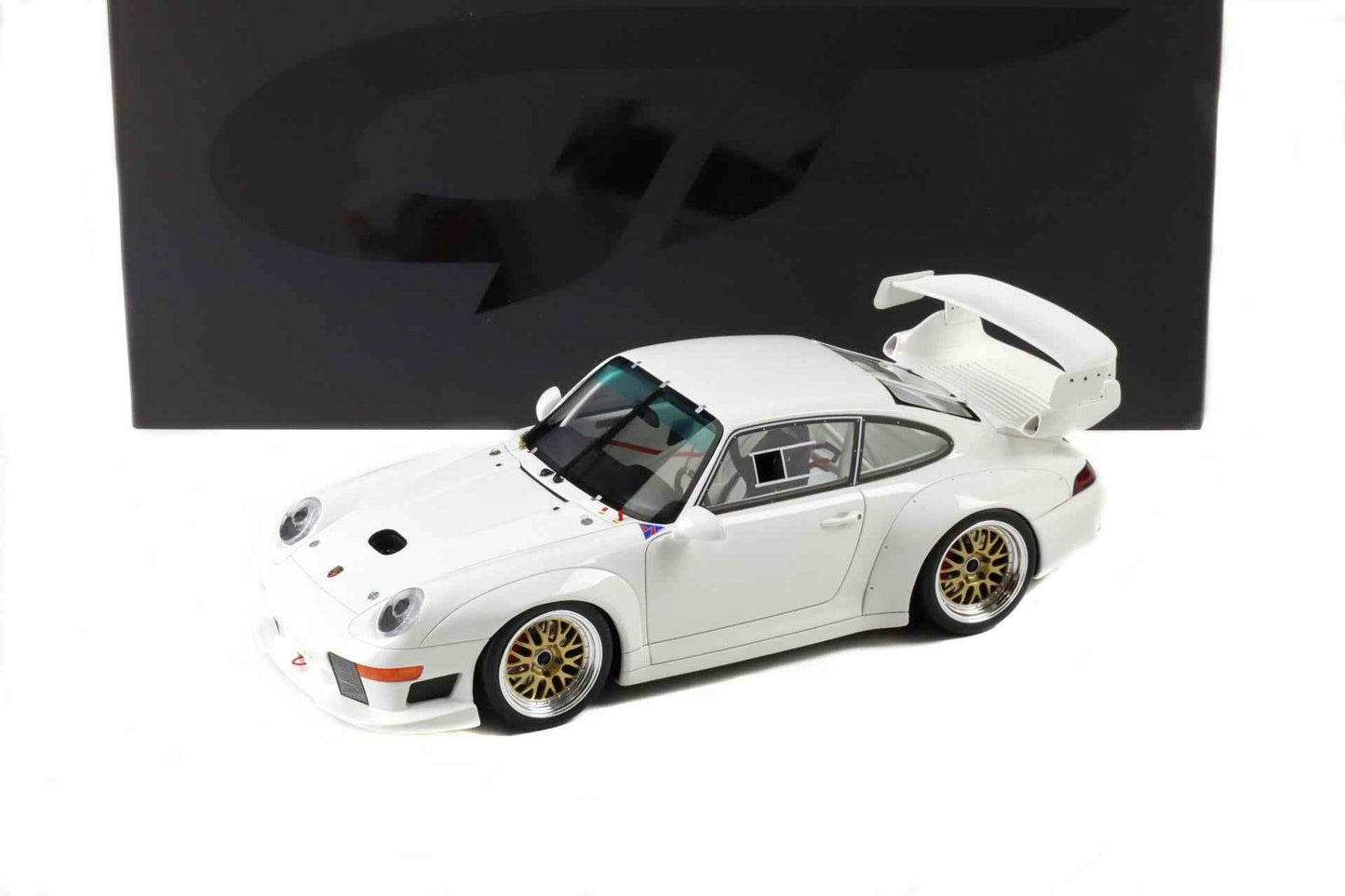 GT Spirit 1995 Porsche 911 993 GT2 Evo White 1:18 Cartsfy Inc.