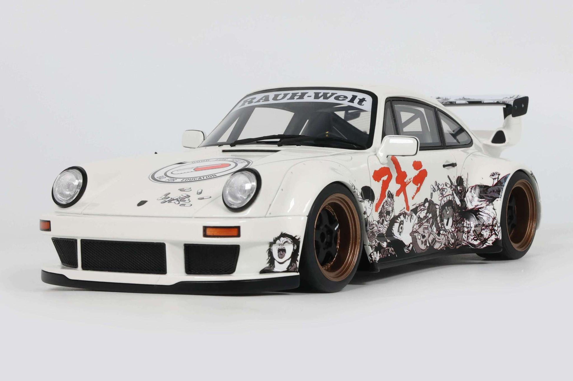 GT Spirit 2024 Porsche 911 964 RWB Akira Glacier White 1:18 Cartsfy Inc.