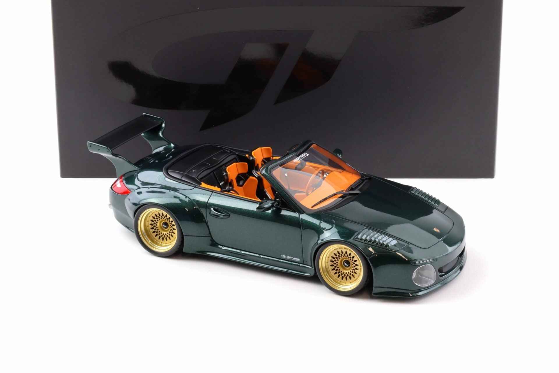 GT Spirit 2024 Porsche 911 997.2 Carbriolet Old & New Tokyo Auto Salon Dark Green Cartsfy Inc.