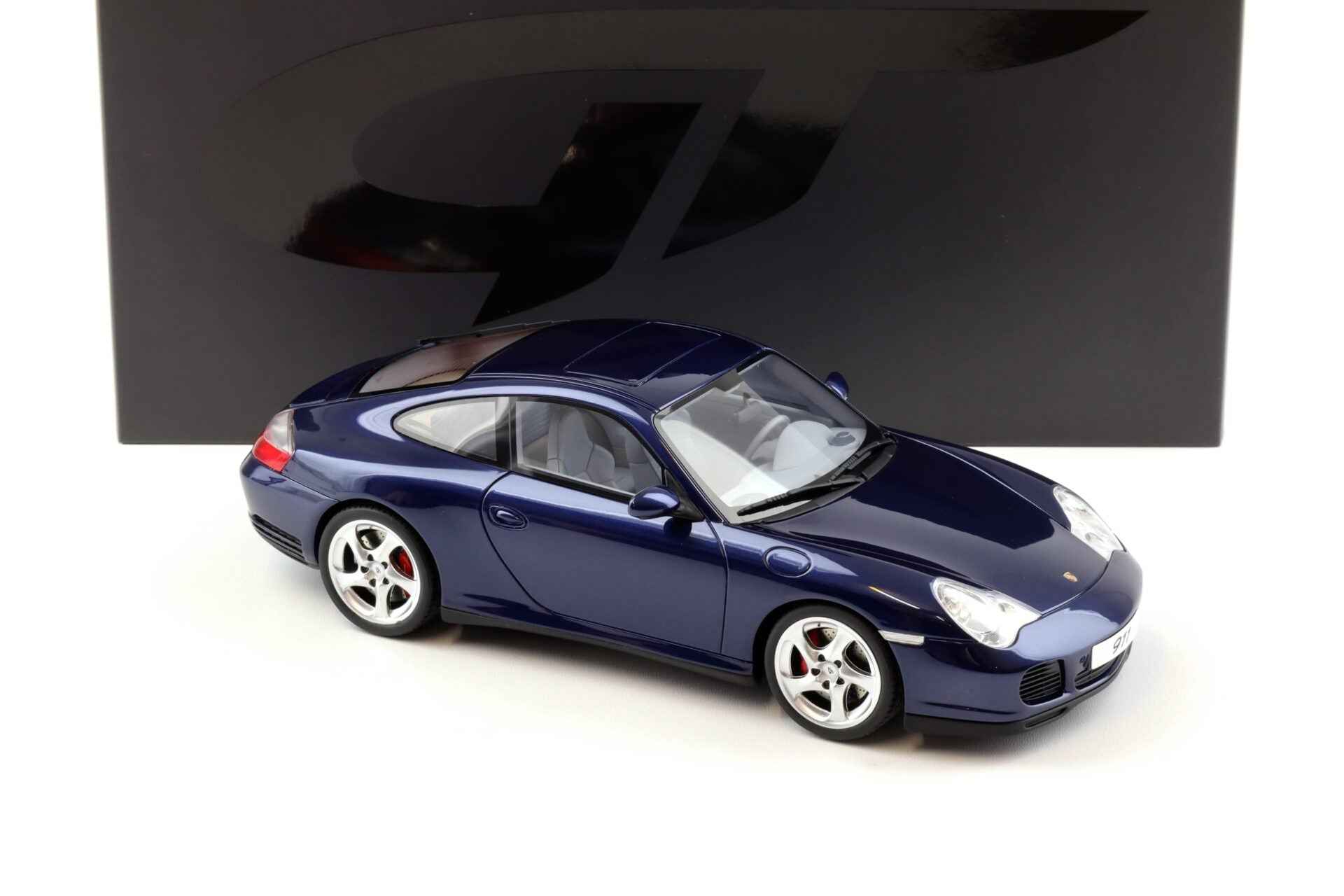 GT Spirit Porsche 911 (996) Carrera 4S Lapis Blue Metallic 1:18 Cartsfy Inc.