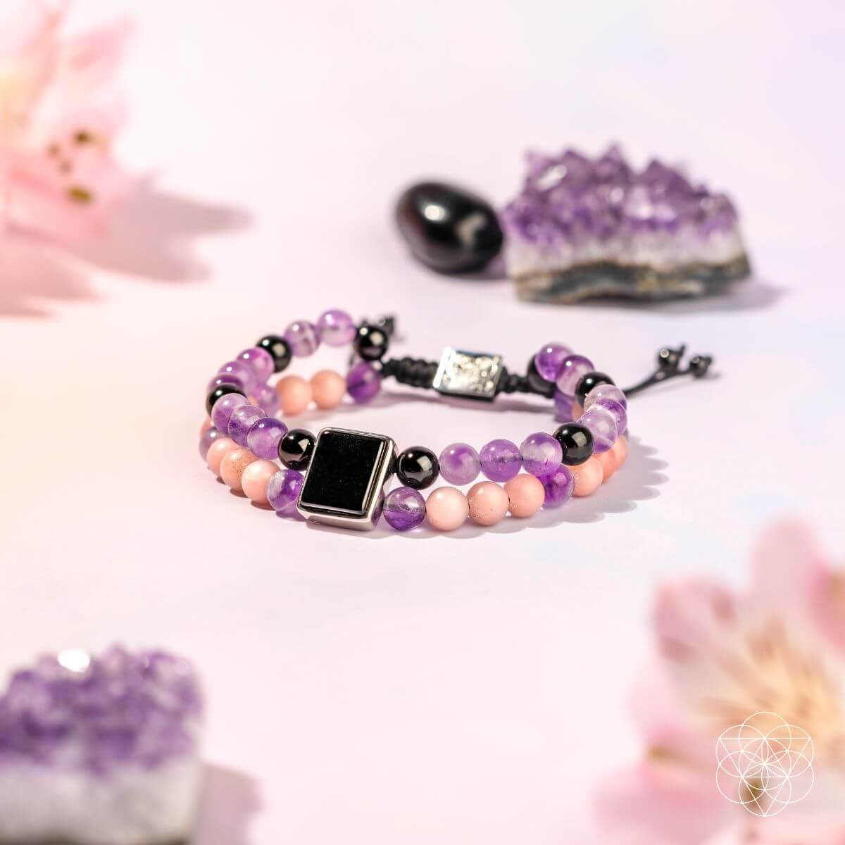 I Am Strong: Illuminating Bracelet of Feminine Power Cartsfy Inc.