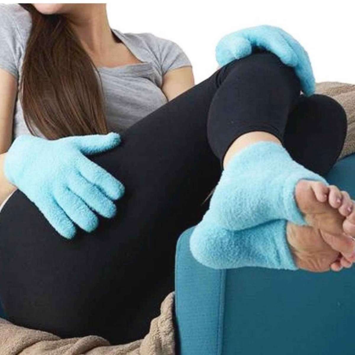 Aqua gel heel sleeves and gloves, soft fuzzy fabric for hands and feet