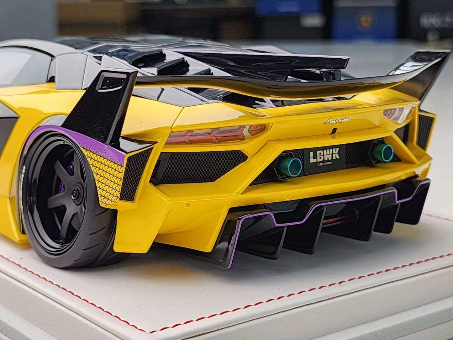 Ivy Merit Lamborghini Aventador GT Evo LB Silhouette Works Yellow 1:18 WITH DISPLAY STM Diecast Default Title Default Title-