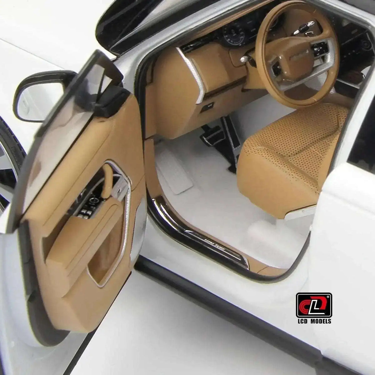 LCD 2022 Land Rover Range Rover SV Serenity White w/ Black Roof 1:18 Cartsfy Inc.