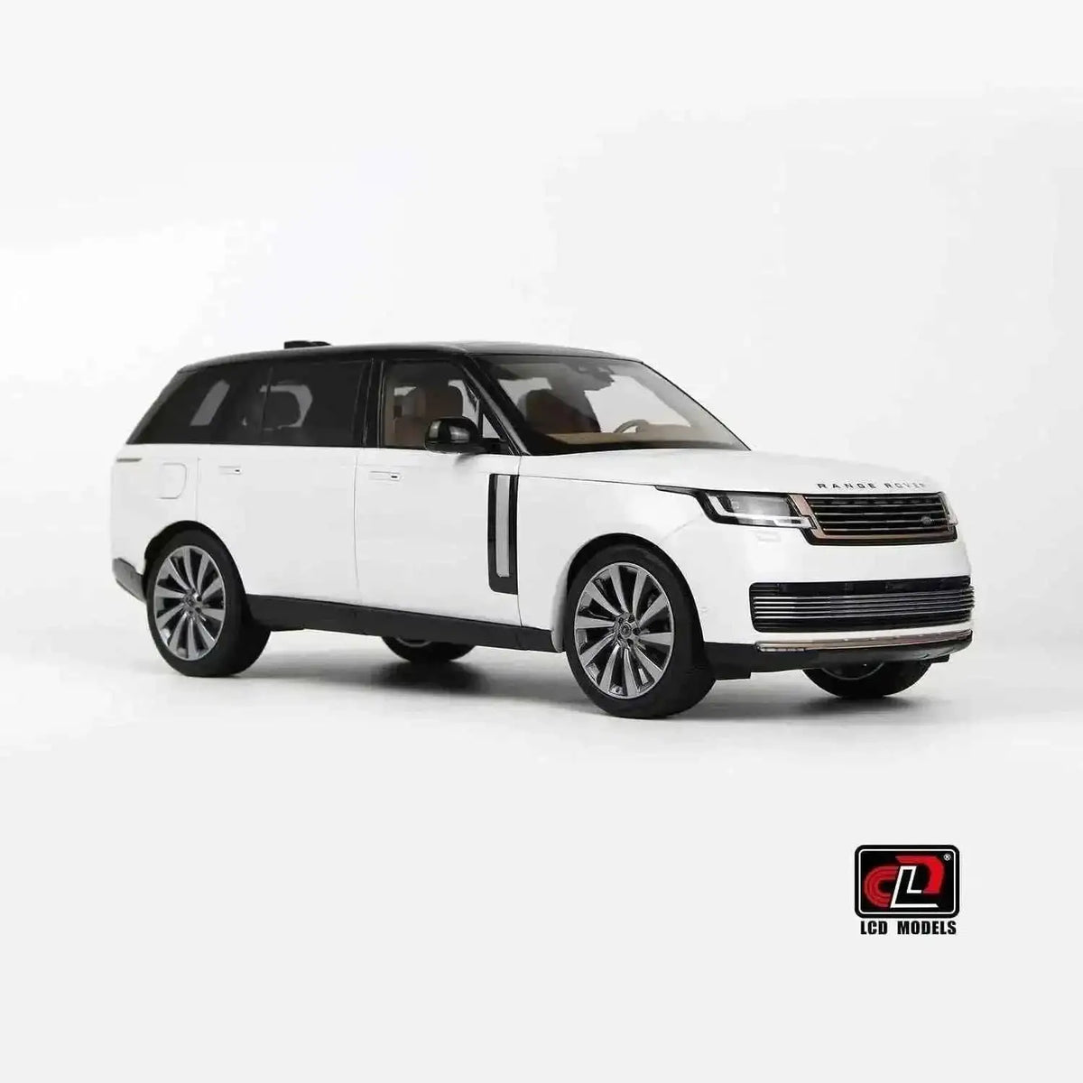 LCD 2022 Land Rover Range Rover SV Serenity White w/ Black Roof 1:18 Cartsfy Inc.