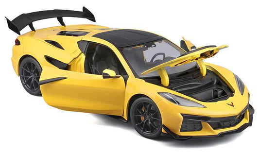Maisto 2024 Chevy Corvette C8 ZR1 Yellow 1:18 Cartsfy Inc.
