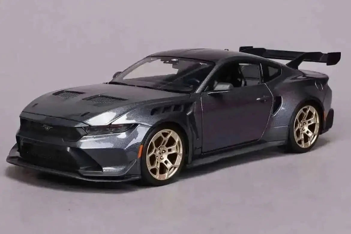 Maisto 2024 Ford USA Mustang GTD 5.2L V8 Coupe Grey 1:18 Cartsfy Inc.