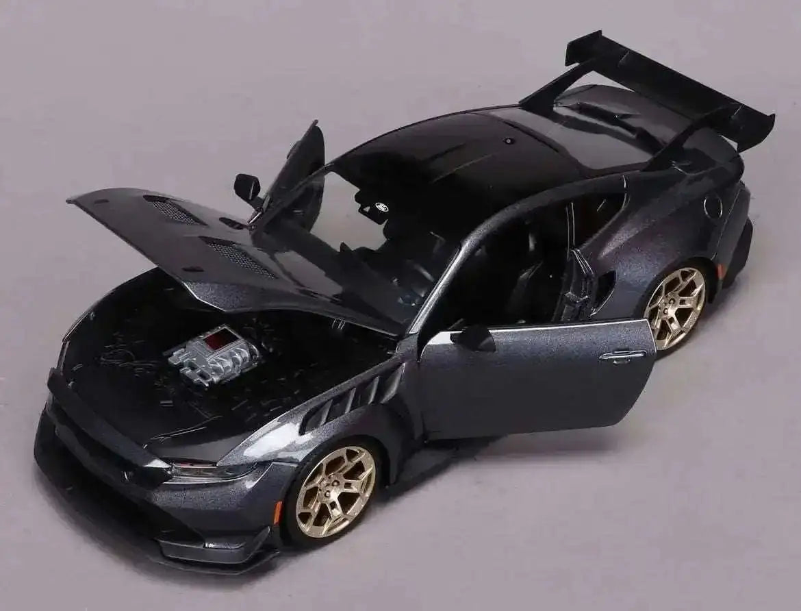 Maisto 2024 Ford USA Mustang GTD 5.2L V8 Coupe Grey 1:18 Cartsfy Inc.