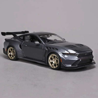 Maisto 2024 Ford USA Mustang GTD 5.2L V8 Coupe Grey 1:18 Cartsfy Inc.