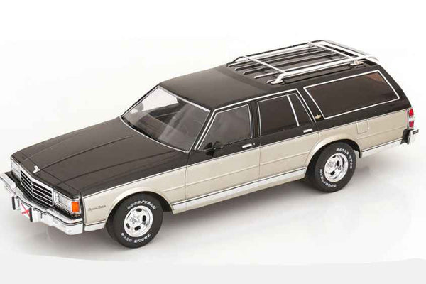 MCG 1985 Chevrolet Caprice Station Wagon Grey & Silver 2-Tone 1:18