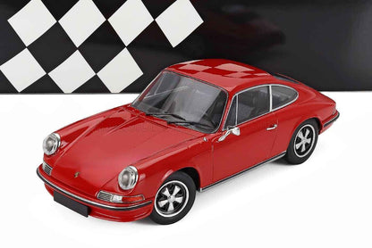 Minichamps 1972 Porsche 911 S die-cast model car, Guards Red, 1:18, front three-quarter
