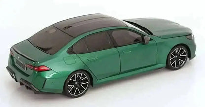 Minichamps 2024 BMW M5 (G90) Isle of Man Green Metallic 1:18 Cartsfy Inc.