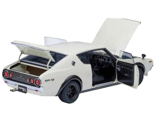 Nissan Skyline 2000GT-R (KPGC110) Tuned Version RHD (Right Hand Drive) White 1/18 Model Car by Autoart Miniature Motors Default Title Default Title-