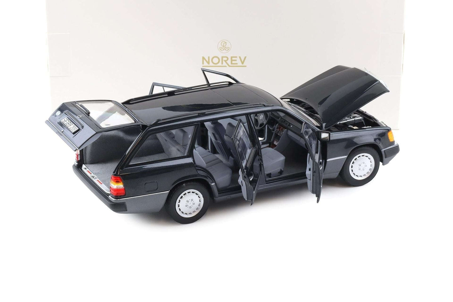 Norev 1:18 1990 Mercedes-Benz E Class 300TD (S124) Station Wagon T-Model Black 1:18 STM Diecast Default Title Default Title-