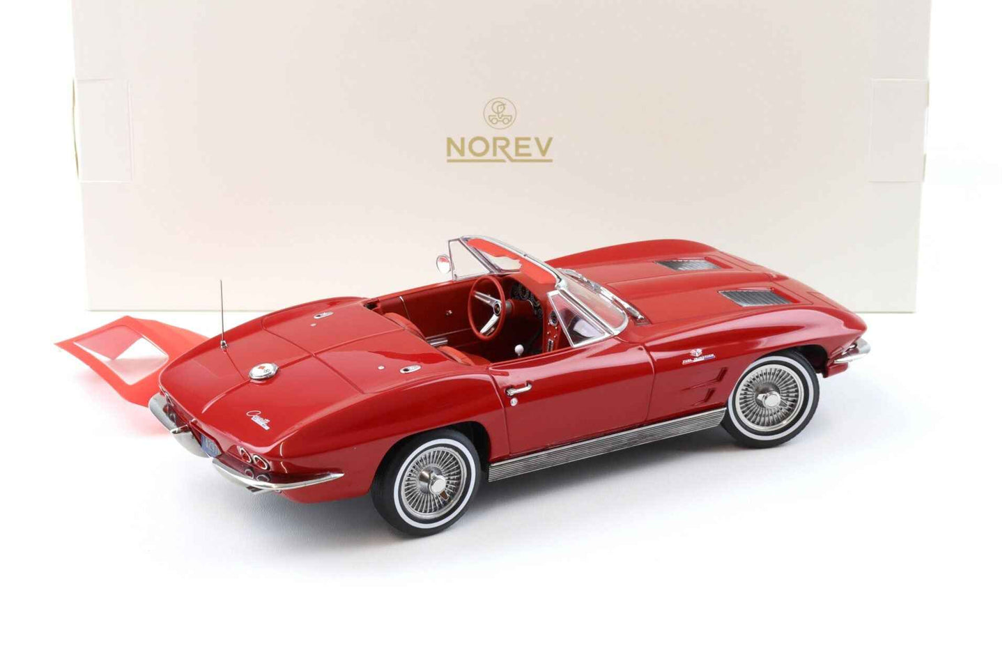 Norev 1963 Chevy Corvette C2 Stingray Cabriolet (Convertible) Riverside Red 1:18 *Defect* Cartsfy Inc.
