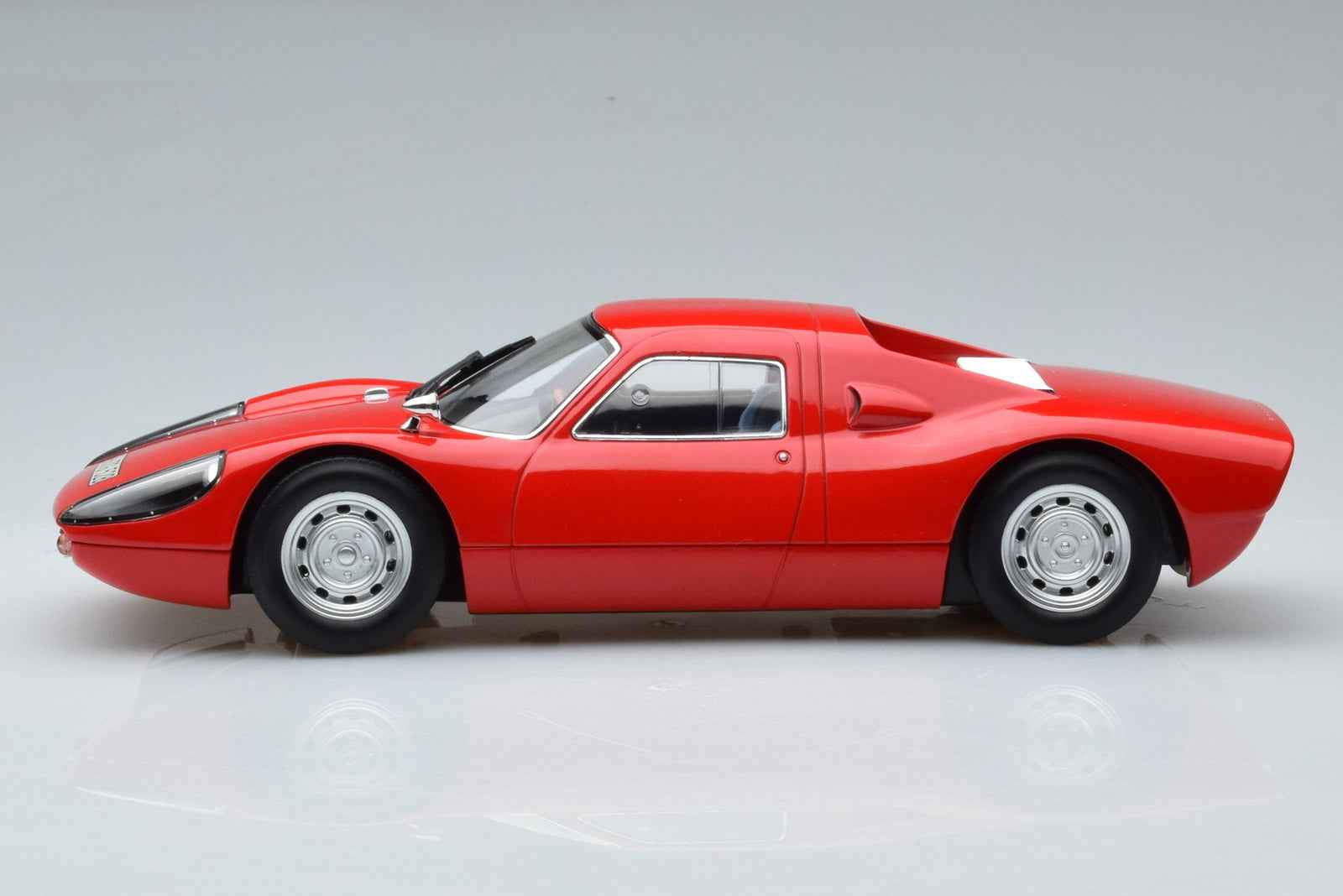 Norev 1964 Porsche 904 GTS Red 1:18 Cartsfy Inc.