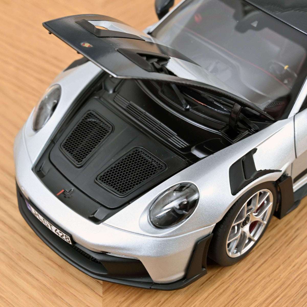 Norev 2022 Porsche 911 992 GT3 RS w/ Weissach Package GT Silver Metallic 1:18 STM Diecast Default Title Default Title-