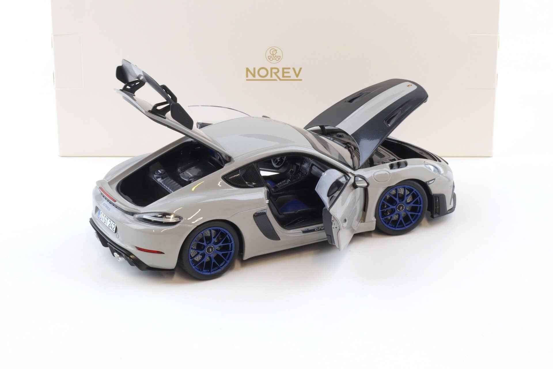 Norev 2023 Porsche 718 Cayman GT4 RS w/ Weissach Package Chalk w/ Blue Wheels 1:18 STM Diecast Default Title Default Title-
