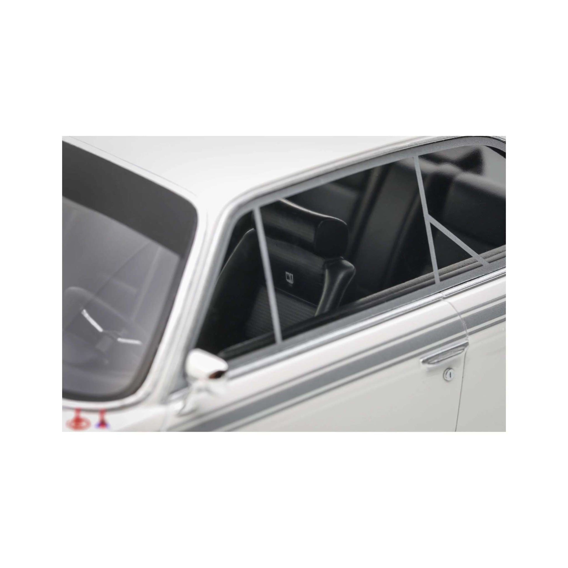 Otto 1972 BMW 3.0 (E9) CSL Chamonix White 1:18 STM Diecast Default Title Default Title-