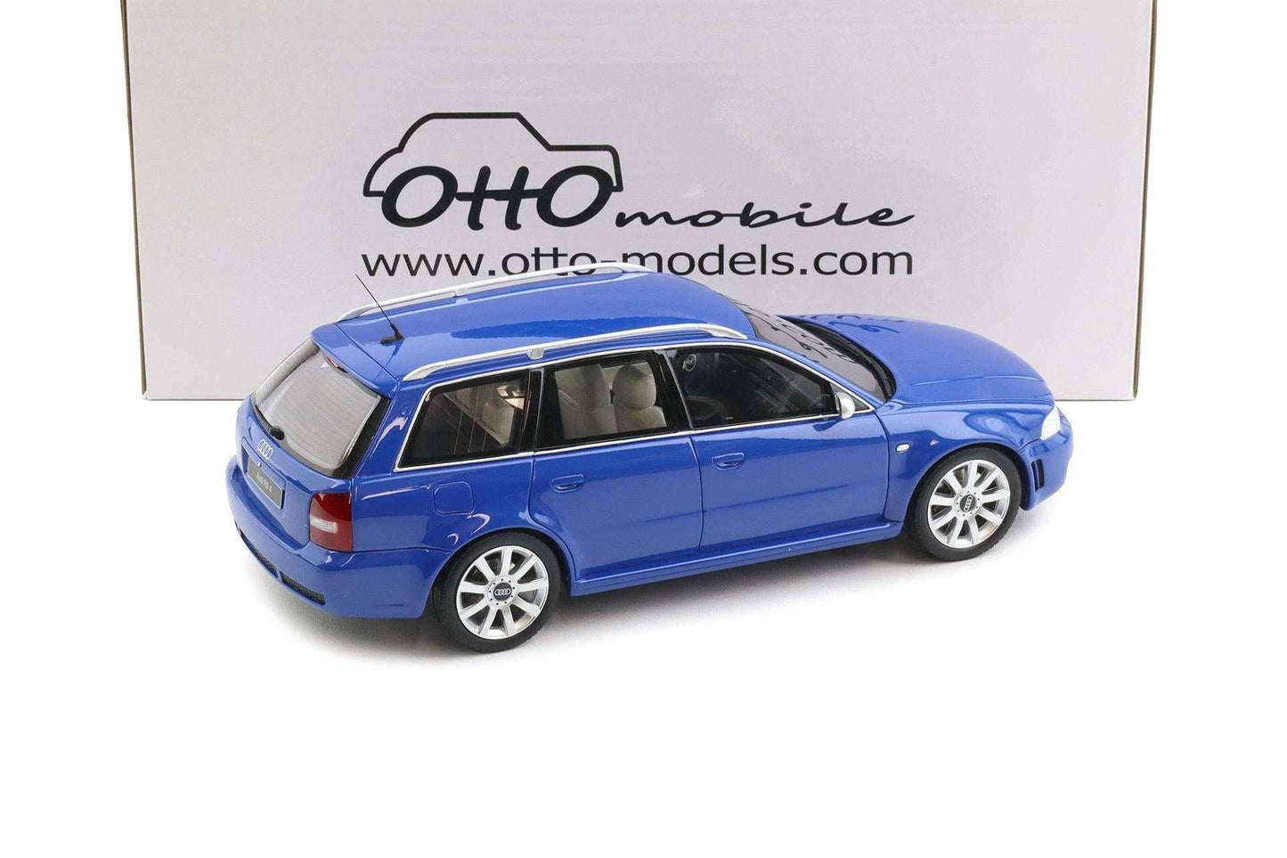 Otto 2000 Audi RS4 Avant B5 2.7L V6 Biturbo Nogaro Blue 1:18 Cartsfy Inc.