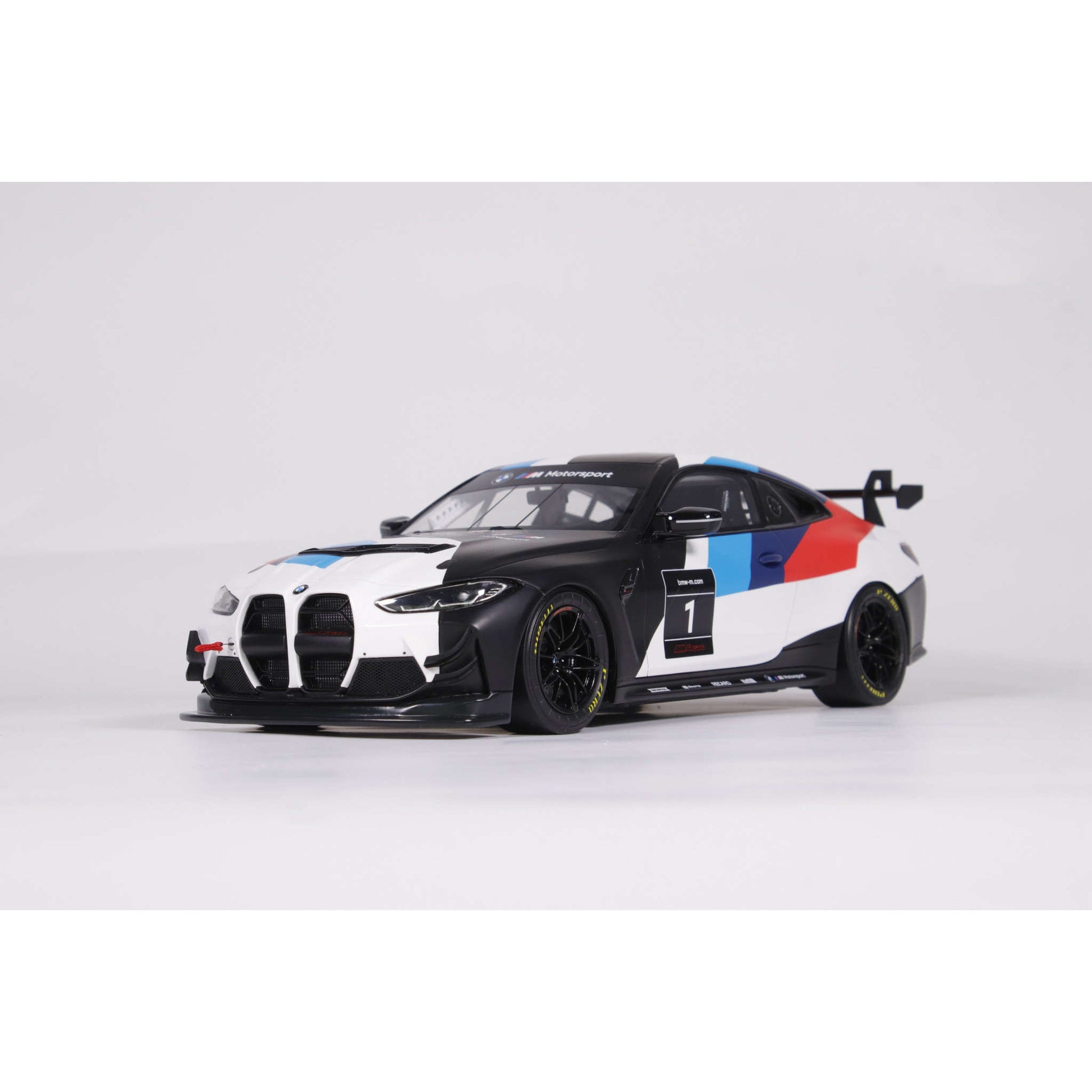 Otto 2022 BMW M4 GT4 No 1 Presentation Season 2022 1:18 Cartsfy Inc.