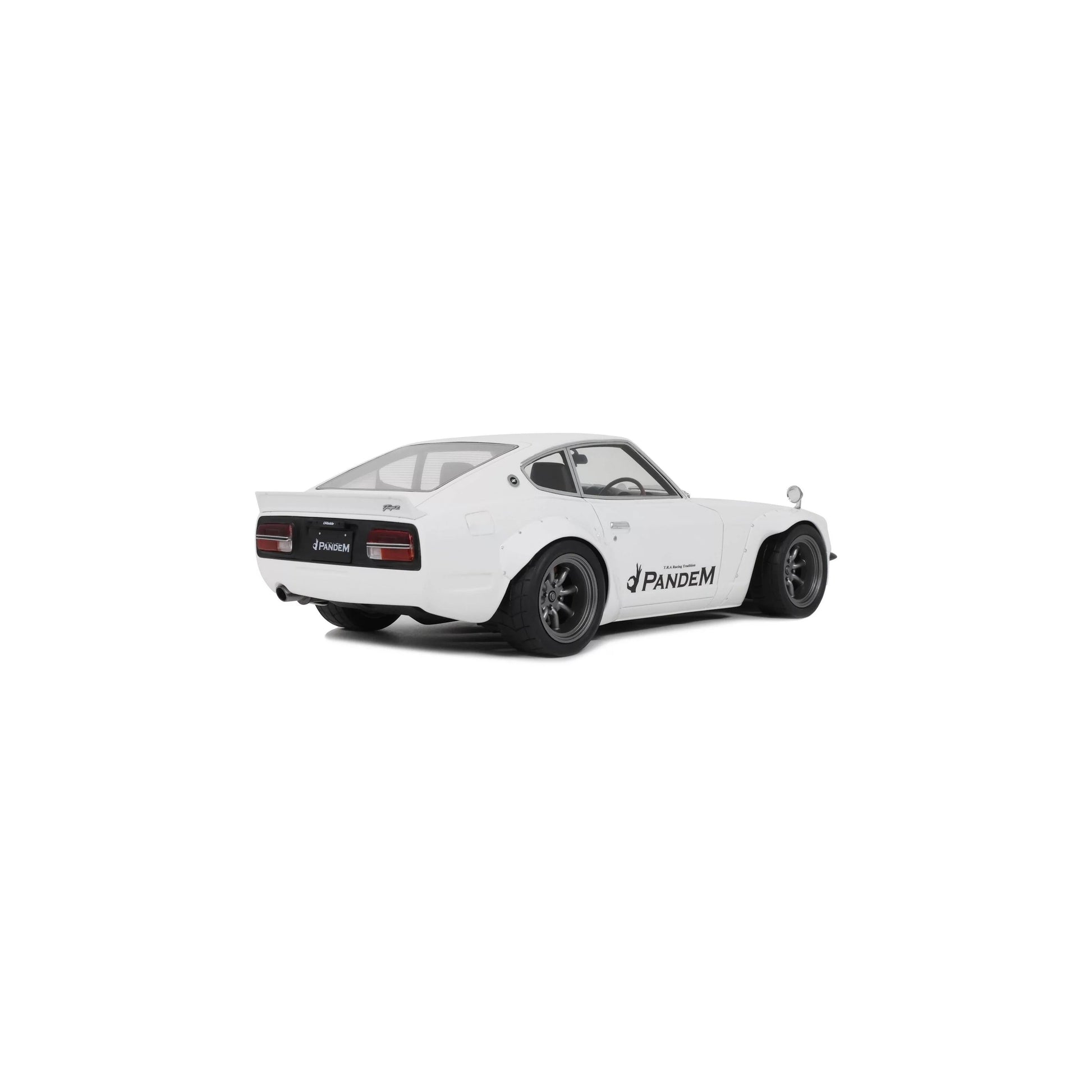 Otto 2015 Nissan Fairlady 240 Z Pandem White 1:18