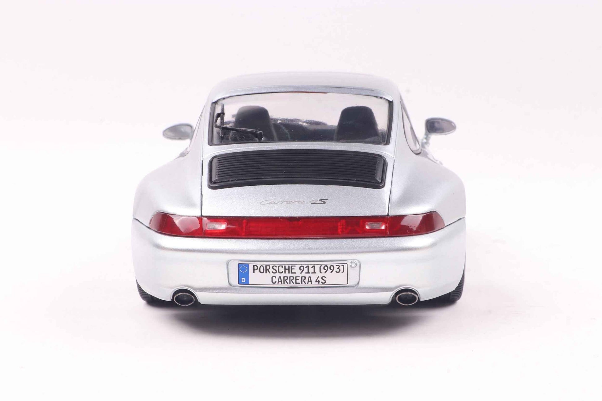 Solido 1996 Porsche 911 (993) Carrera 4S Coupe Polar Silver 1:18