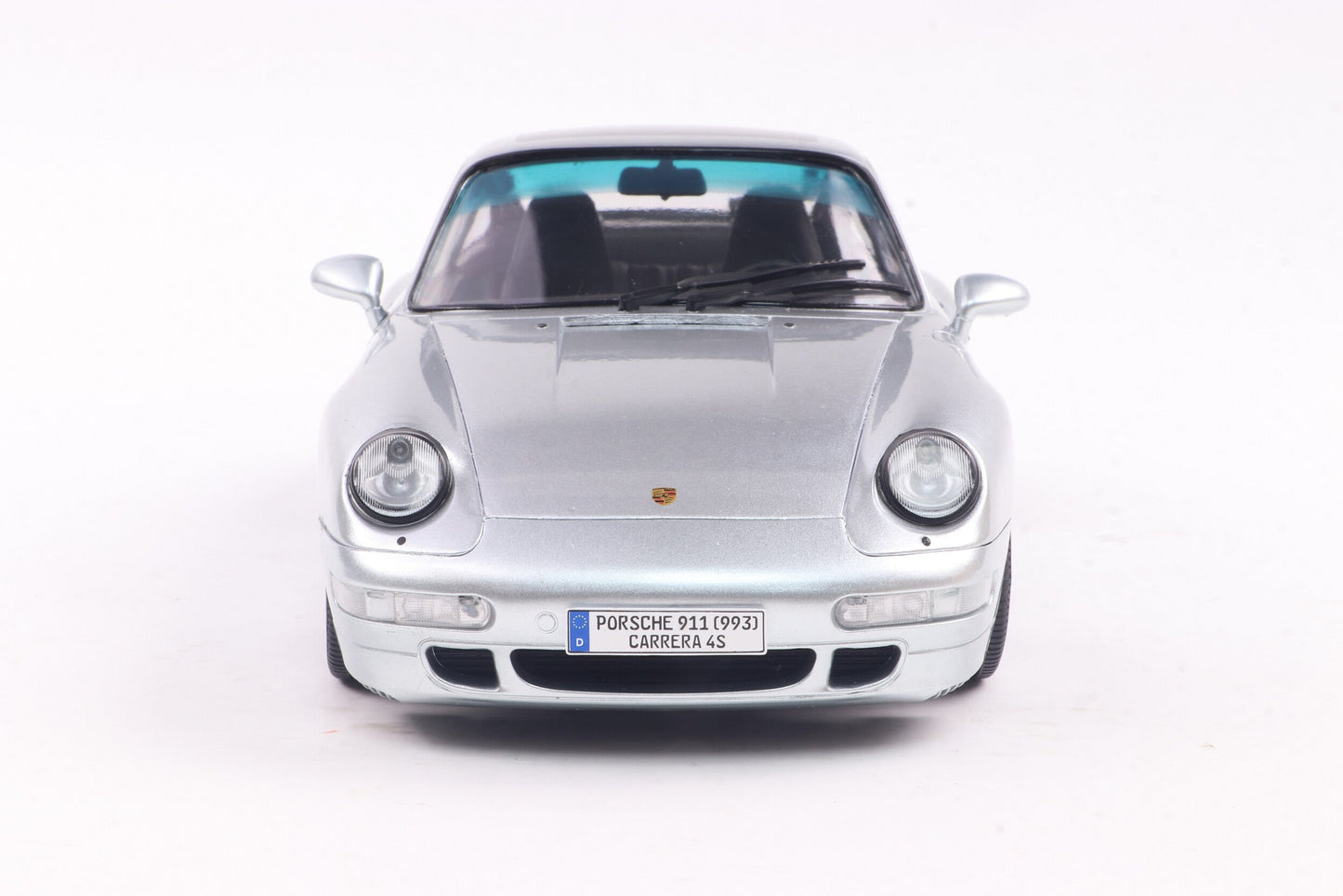 Solido 1996 Porsche 911 (993) Carrera 4S Coupe Polar Silver 1:18