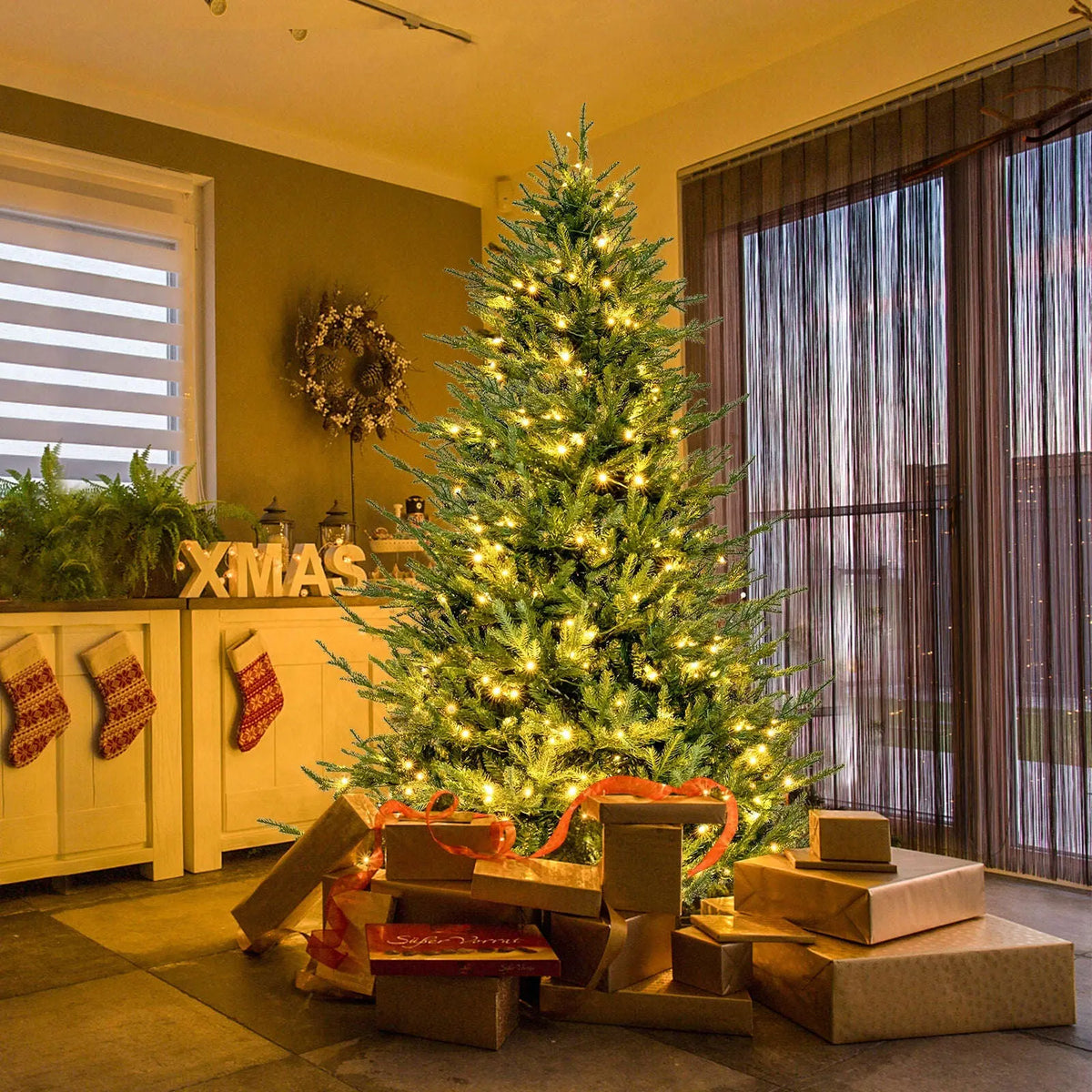 Pre-lit Christmas Tree with 280 Warm White LED Lights and 8 Lighting Modes Cartsfy Inc.