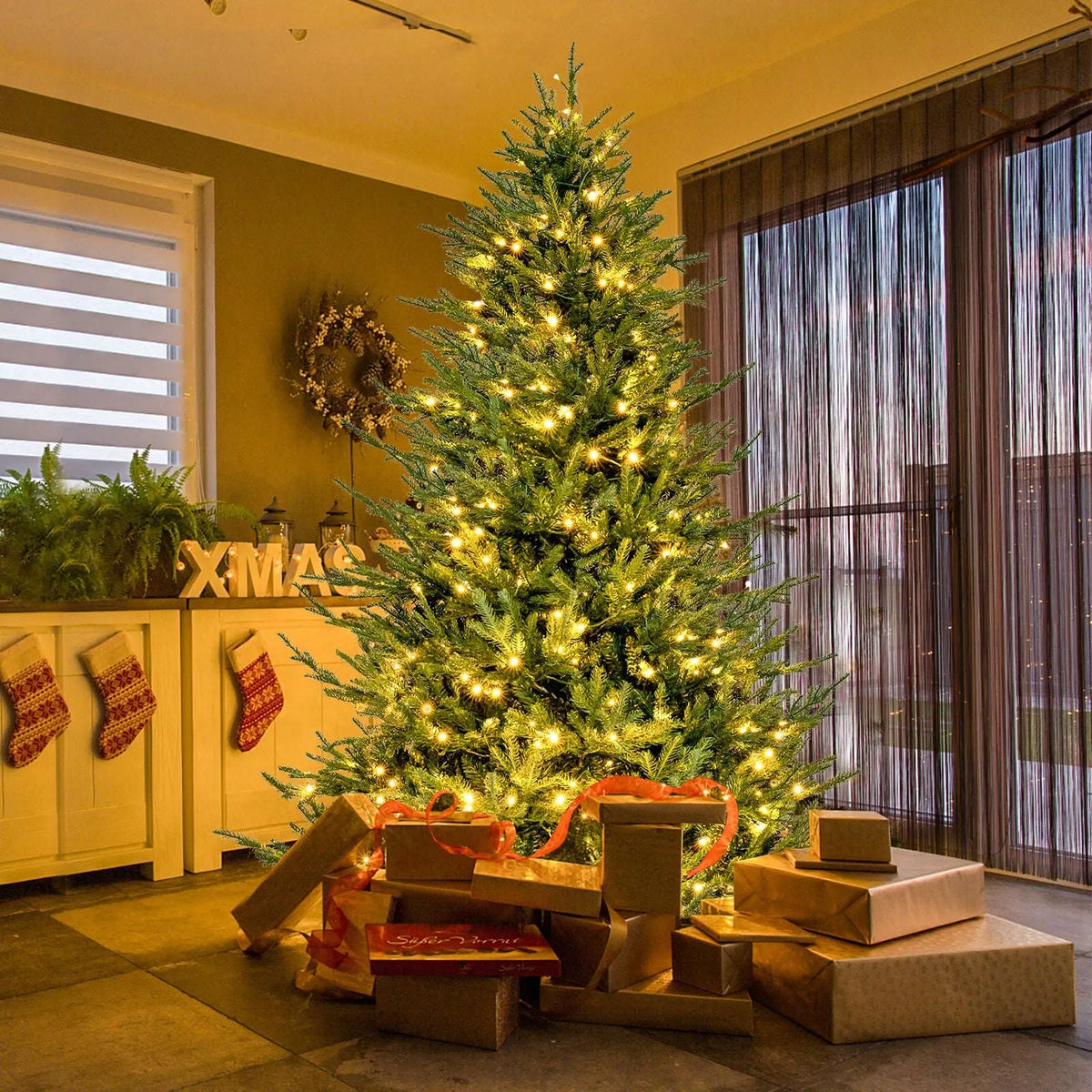 Pre-lit Christmas Tree with 280 Warm White LED Lights and 8 Lighting Modes Cartsfy Inc.