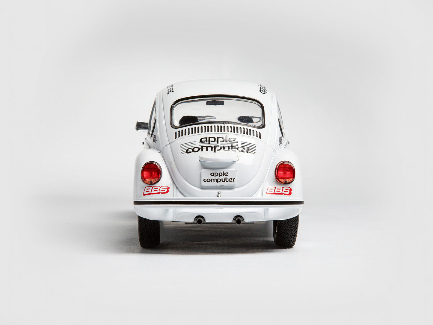Solido 1975 Volkswagen Beetle 1303 K3 Tribute #9 White 1:18