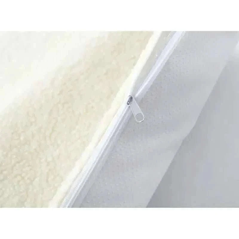 Self Heating Pet Mat Cartsfy Inc.