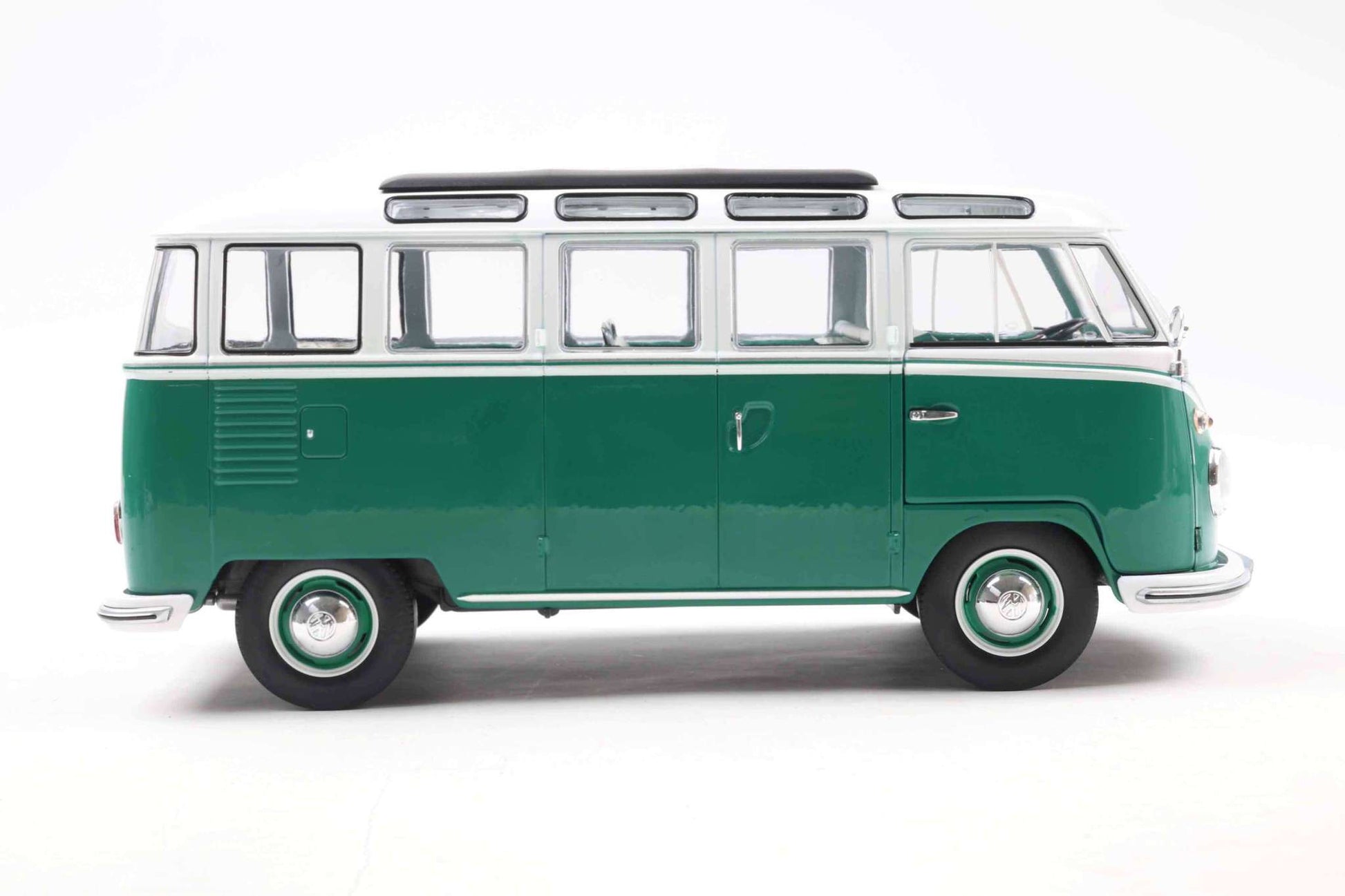Solido 1962 Volkswagen T1 Samba Minibus Green 1:18 Cartsfy Inc.