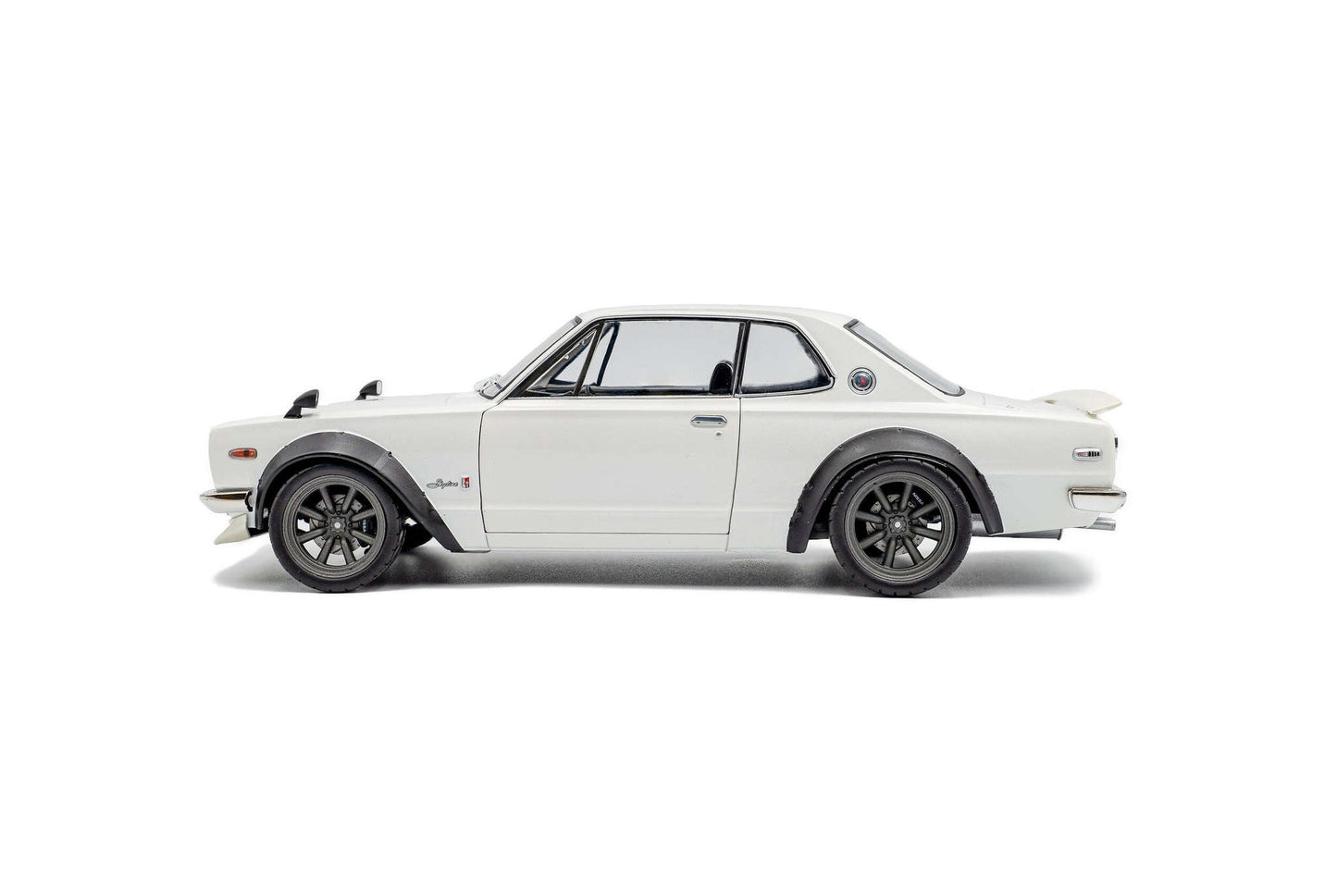 Solido 1970 Nissan Skyline (C10) Hakosuka White 1:18 STM Diecast Default Title Default Title-