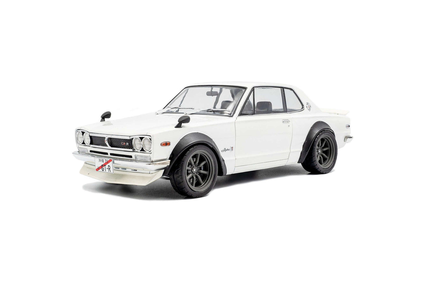 Solido 1970 Nissan Skyline (C10) Hakosuka White 1:18 STM Diecast Default Title Default Title-