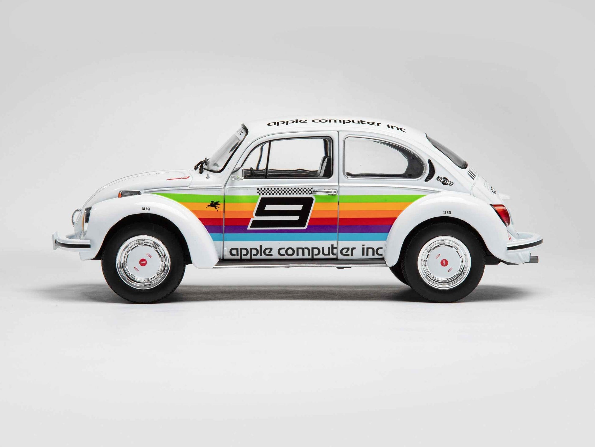 Solido 1975 Volkswagen Beetle 1303 K3 Tribute #9 White 1:18 Cartsfy Inc.